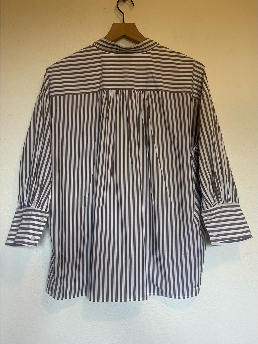 Nili Lotan Lonnie Striped Button Down Shirt - Size Large - Picture 5 of 5